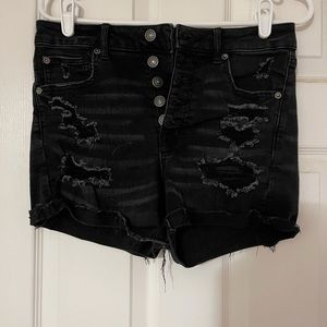 AMERICAN EAGLE black jean shorts